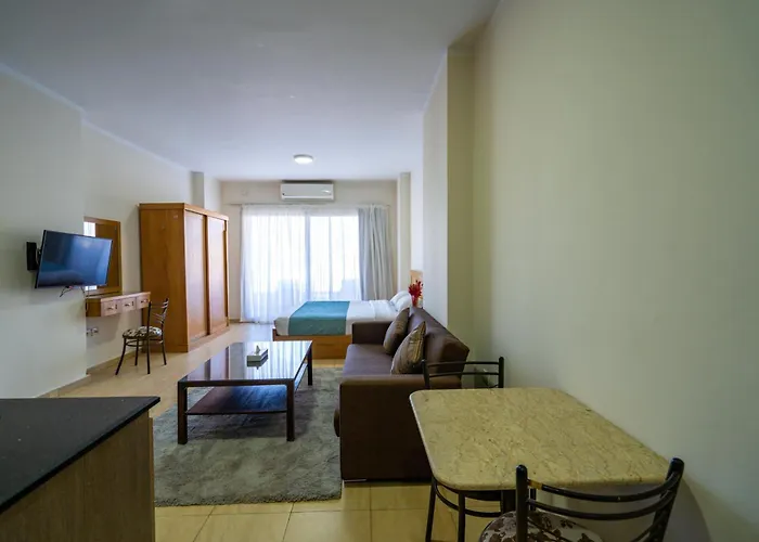 Delmar Apartmanhotel 3*