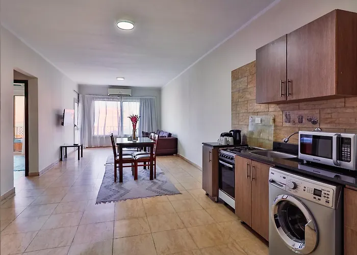 Delmar Apartmanhotel
