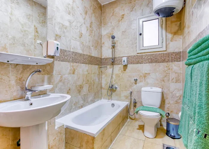 Delmar Apartmanhotel Gurdaka
